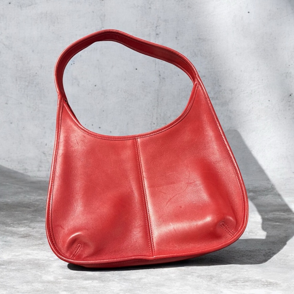 Coach Vintage Classic Legacy Ergo Shoulder Bag #9025 in Red Leather